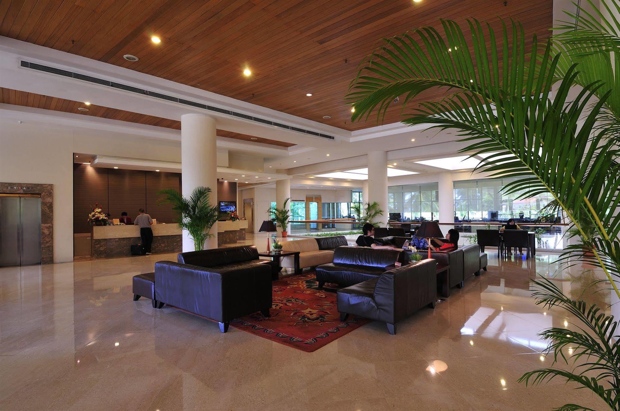 Parkcity Everly Hotel Miri Extérieur photo