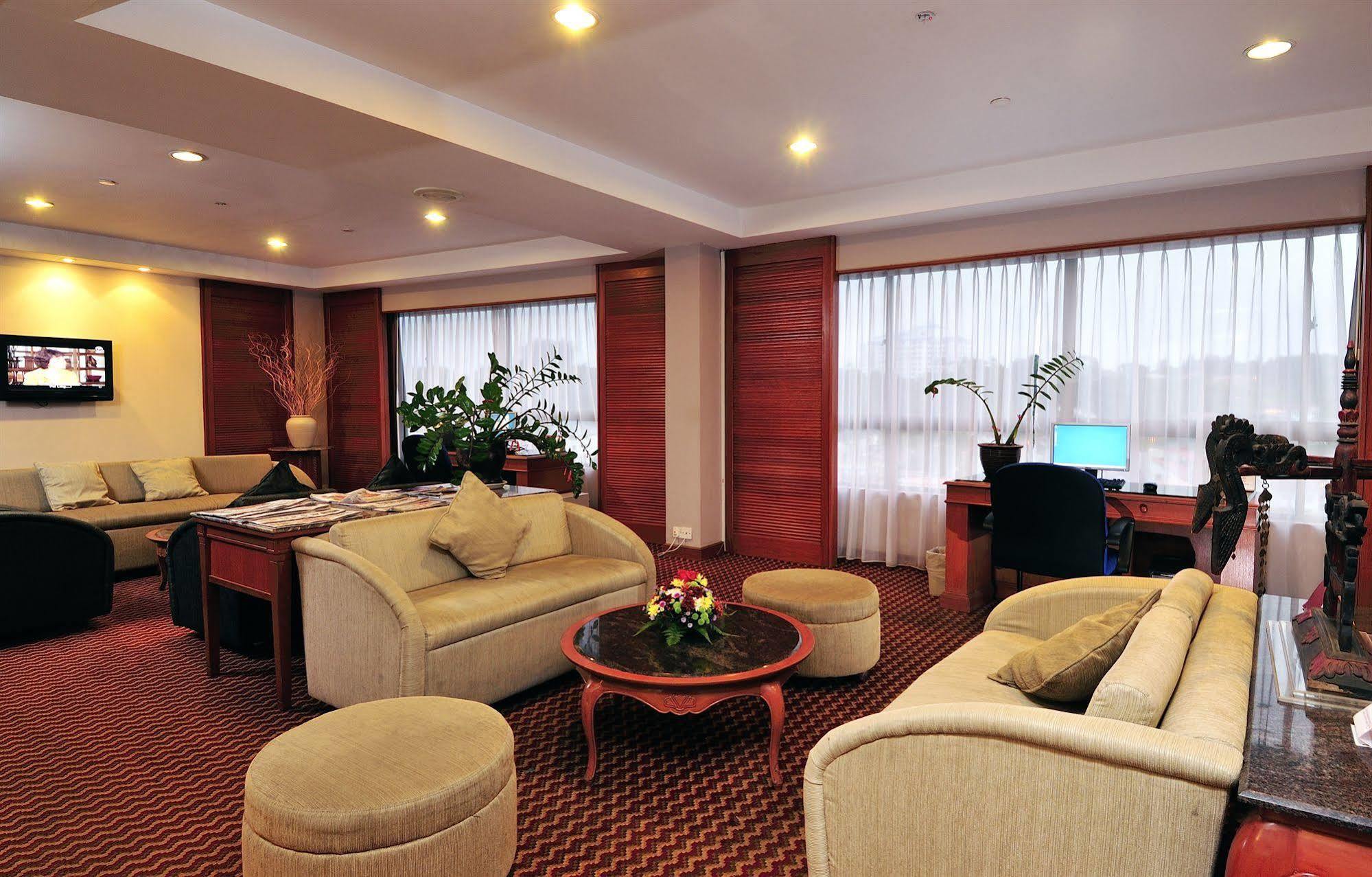 Parkcity Everly Hotel Miri Extérieur photo